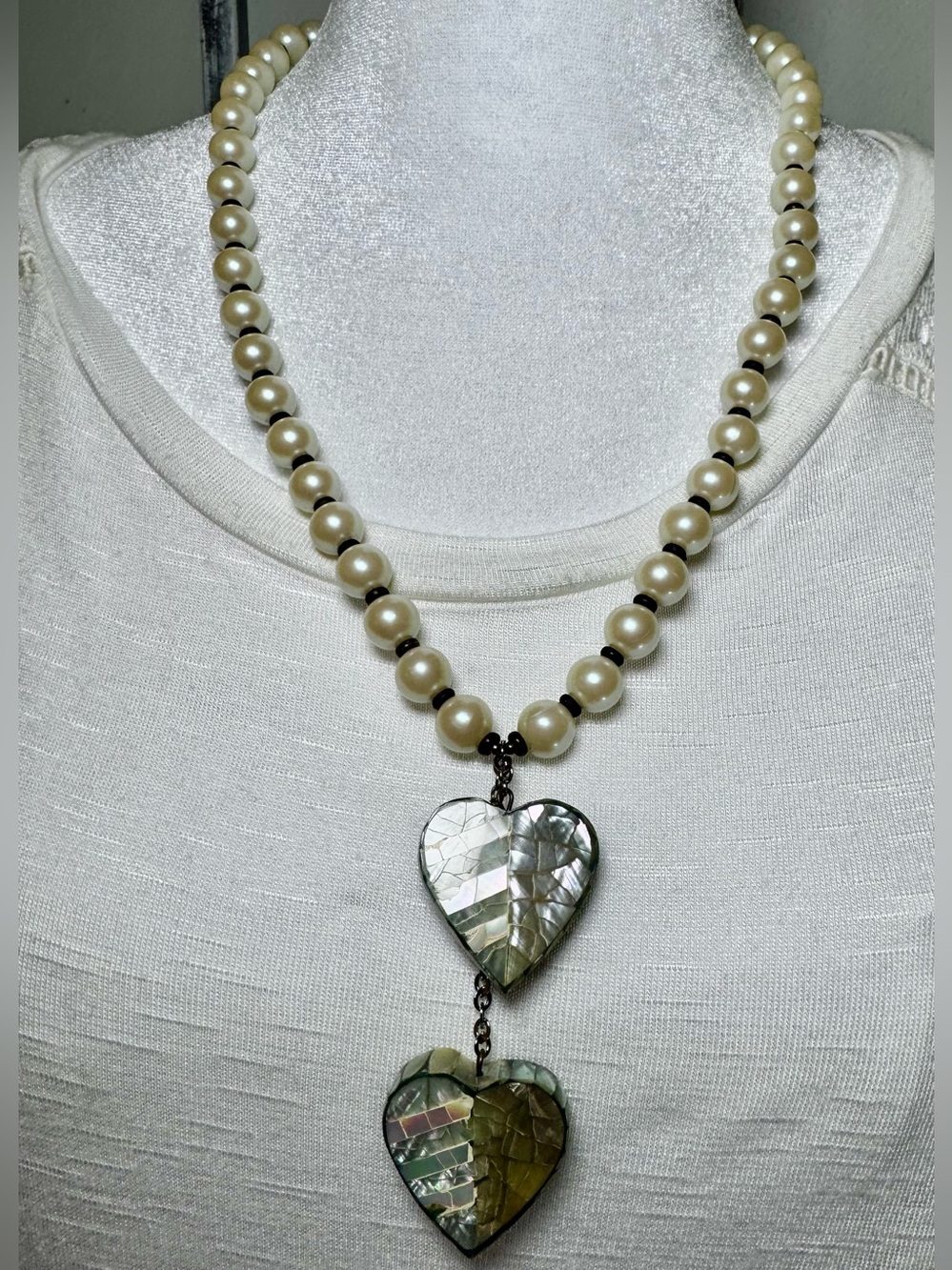 RARE Signed Miriam Haskell Pearl Bead Necklace with Abalone Heart Pendants #1276 - Picture 4 of 16